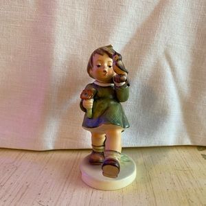 Hummel- ( Joyful Adventure) 4.5”